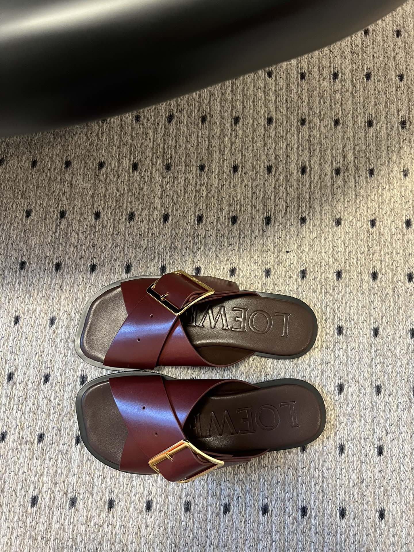 PETAL BELT FLAT SANDAL IN SANGRIA RED CALFSKIN - 35