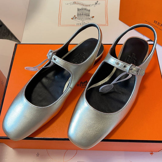 KLEO SLINGBACK IN SILVER CALFSKIN - 35