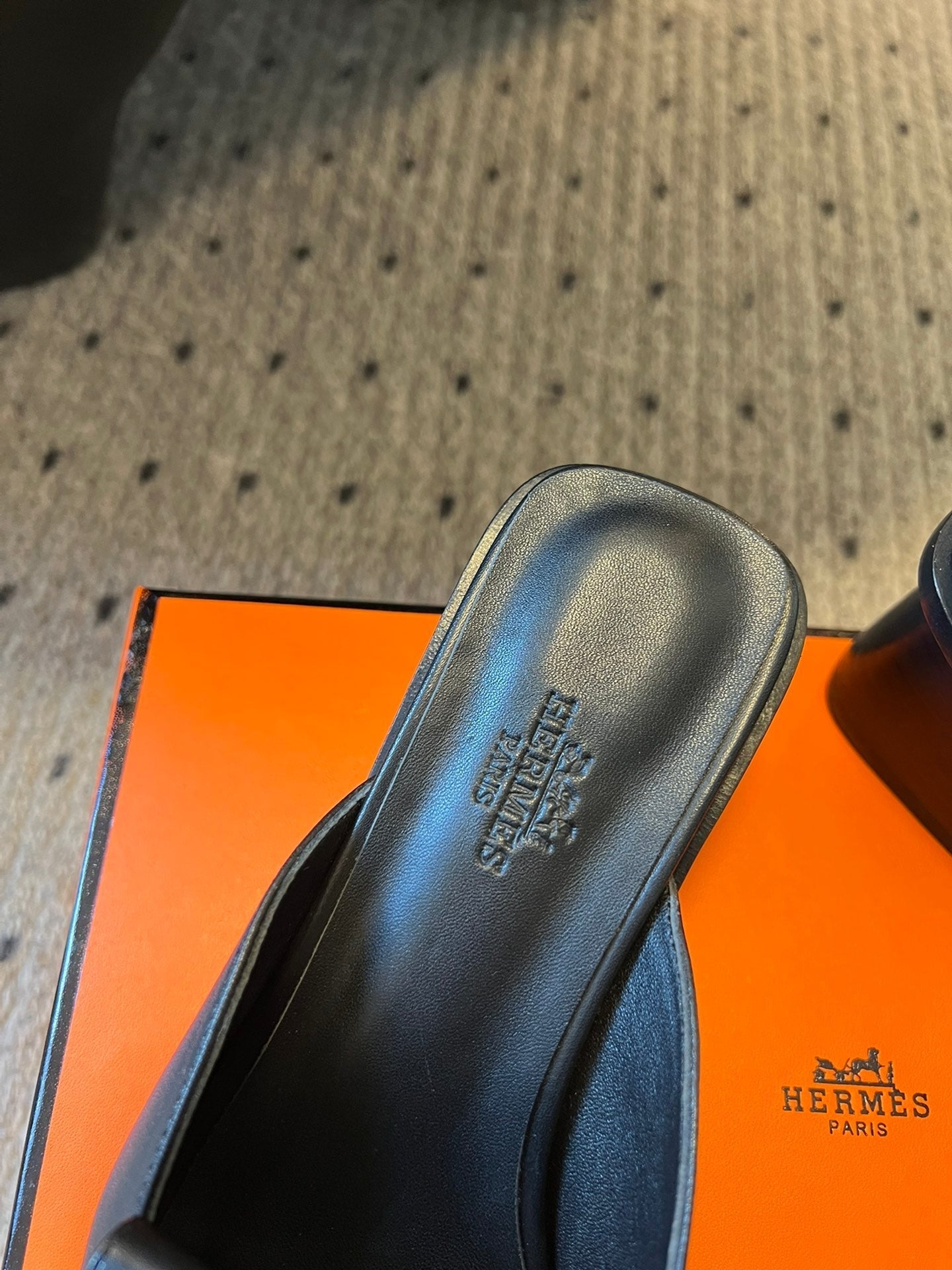 ILOT 55 MM SANDAL IN BLACK CALFSKIN - 35