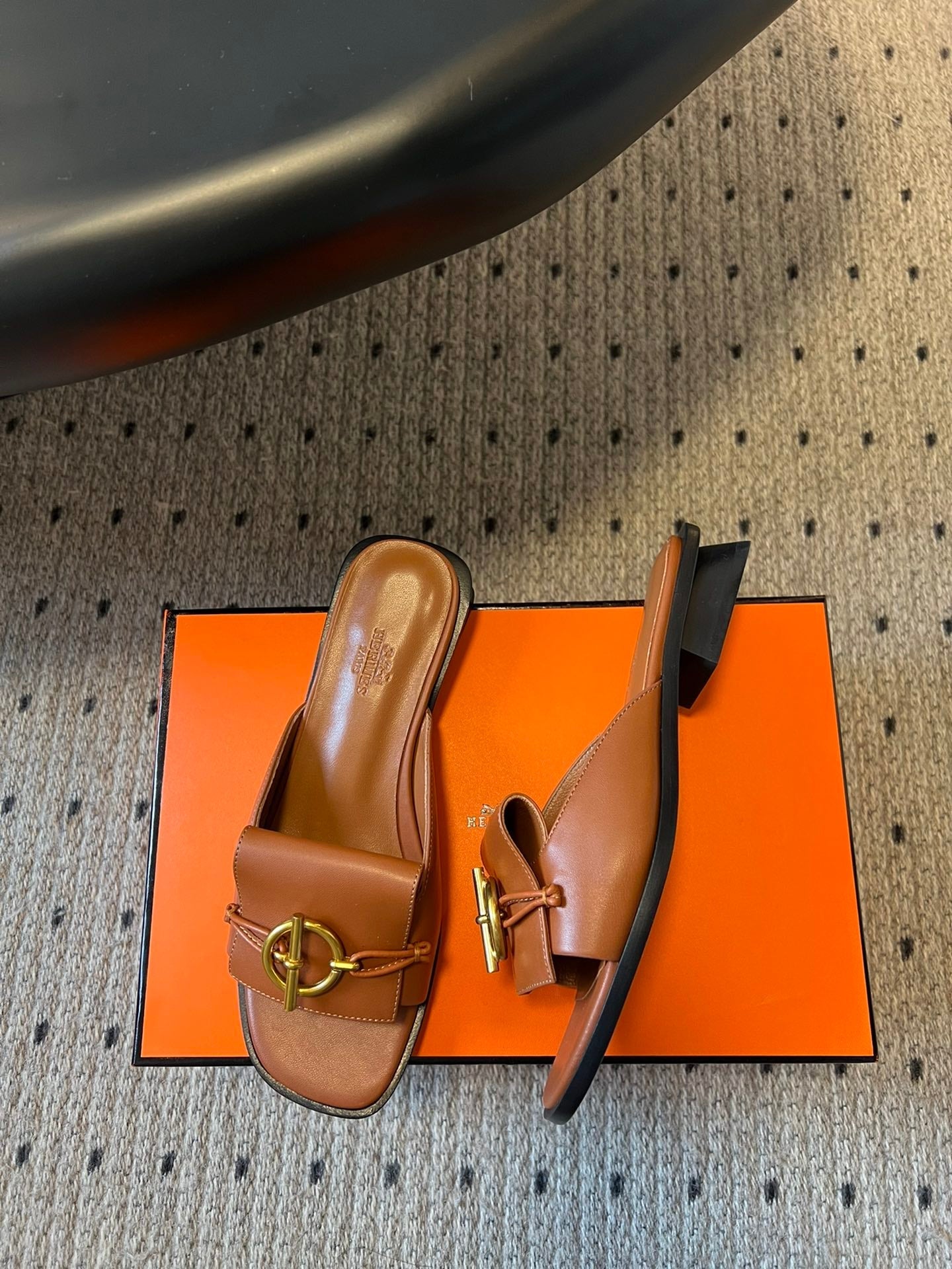 ILOT FLAT SANDAL IN BRONZE BROWN CALFSKIN - 35