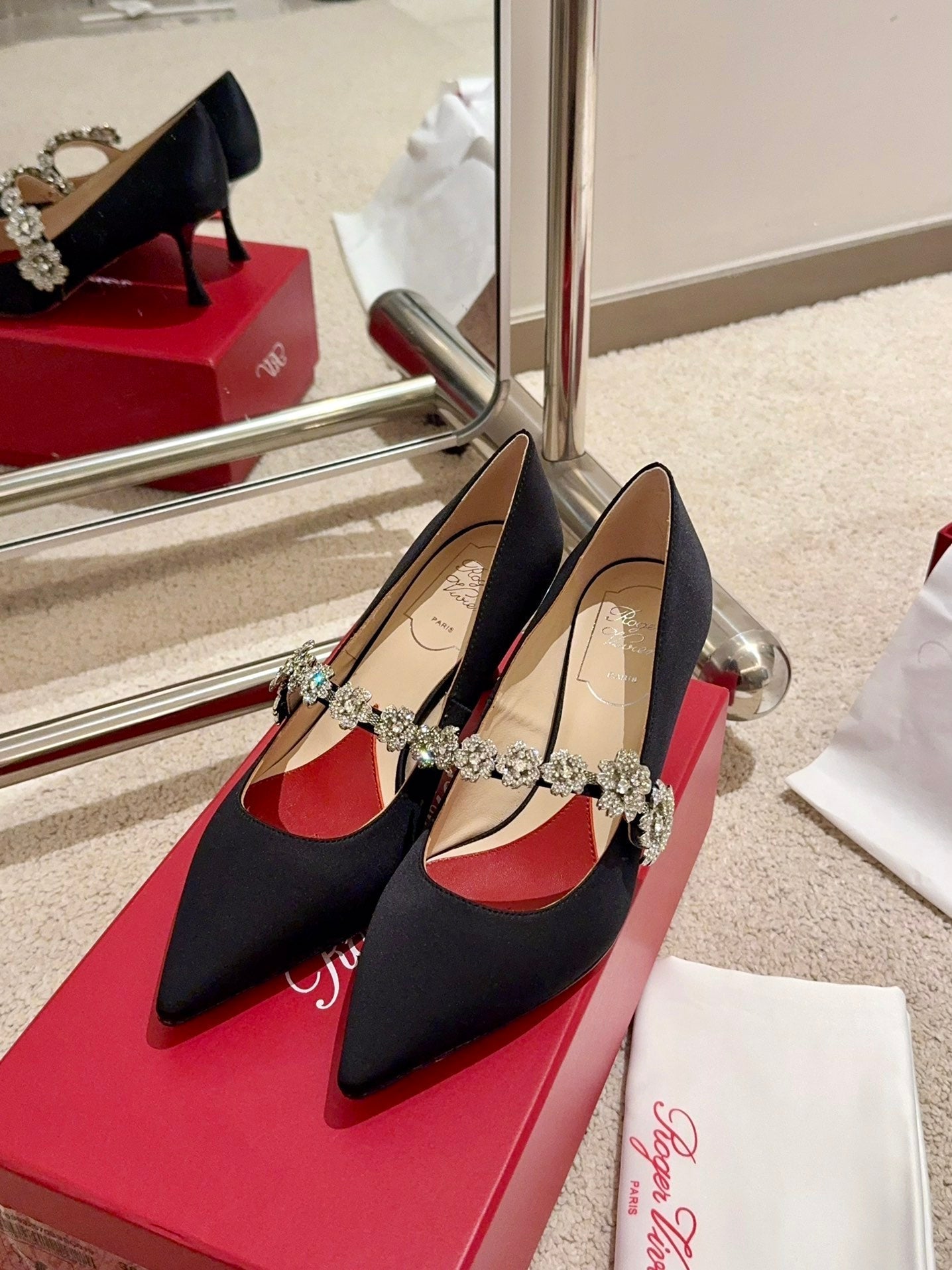 EFFLORESCENCE MARY JANE PUMPS IN BLACK SILK - 34
