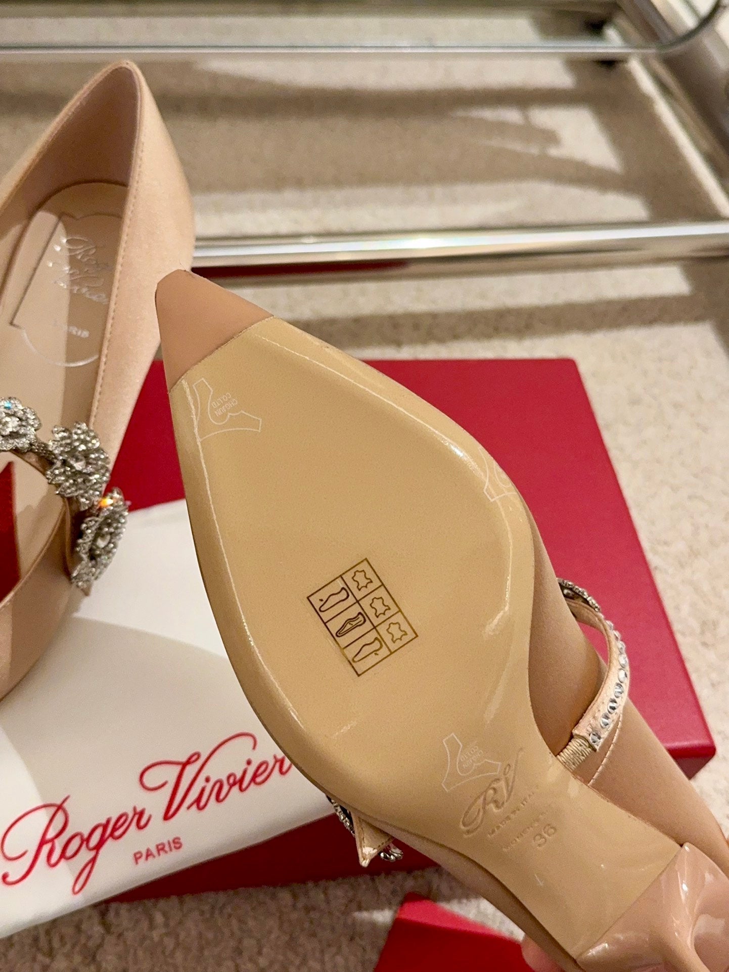EFFLORESCENCE MARY JANE PUMPS IN TAN BEIGE SILK - 34