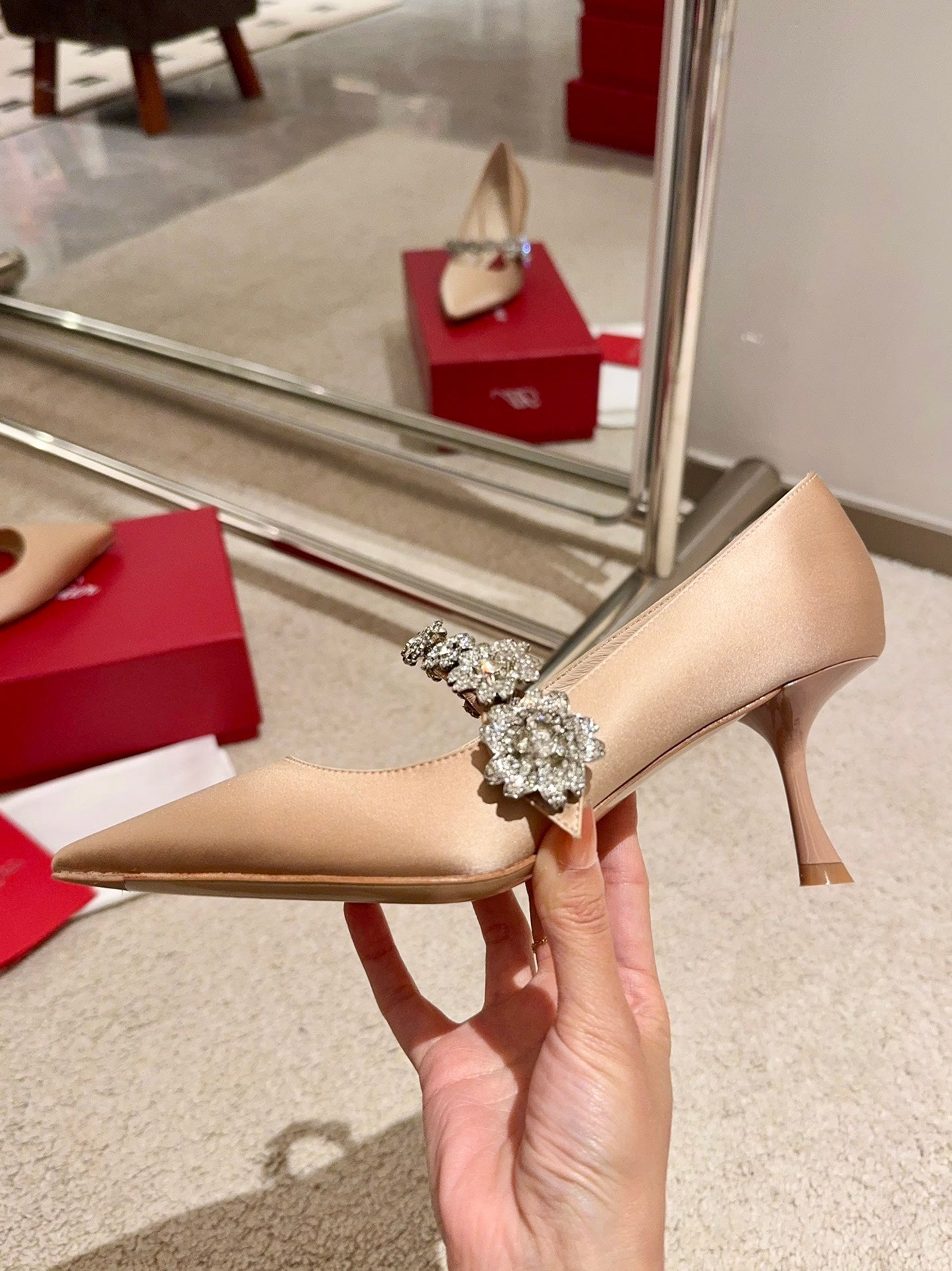 EFFLORESCENCE MARY JANE PUMPS IN TAN BEIGE SILK - 34