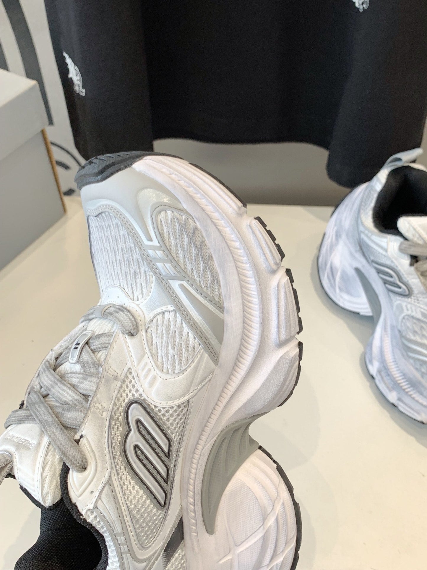 DAD SHOES IN SILVER WHITE MESH AND CALFSKIN - 35