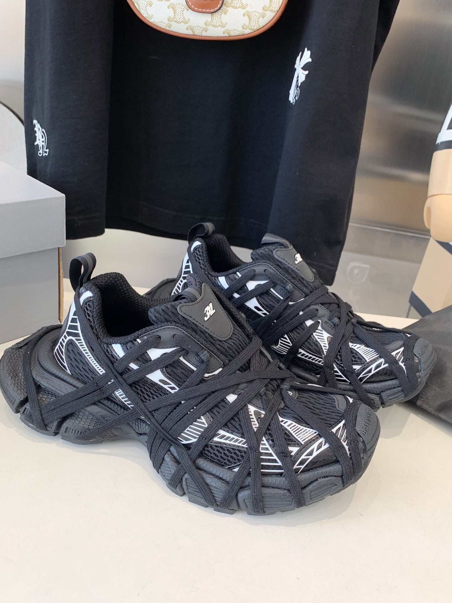 3XL EXTREME LACE SNEAKER BLACK MIX WHITE - 35