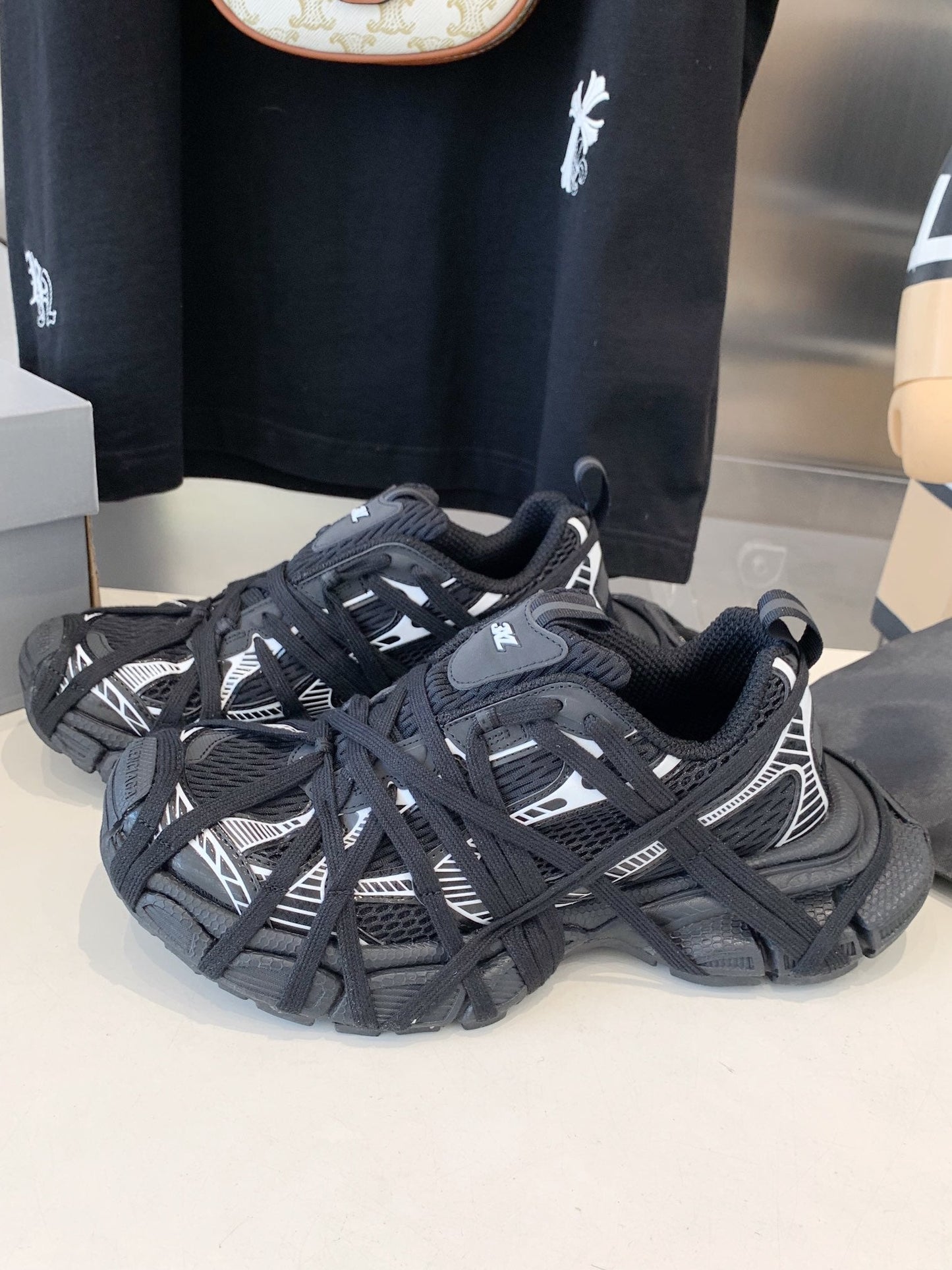 3XL EXTREME LACE SNEAKER BLACK MIX WHITE - 35