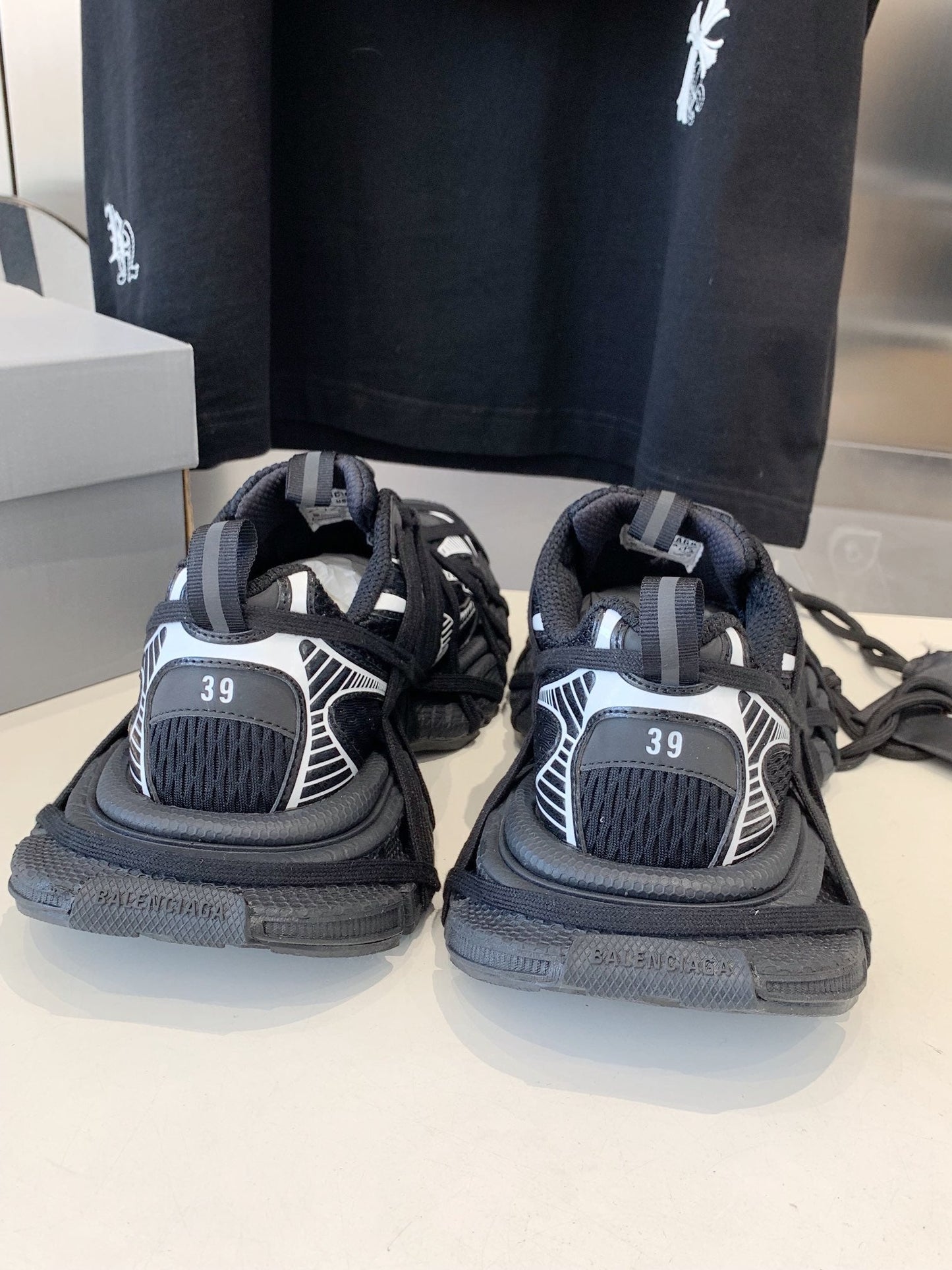 3XL EXTREME LACE SNEAKER BLACK MIX WHITE - 35