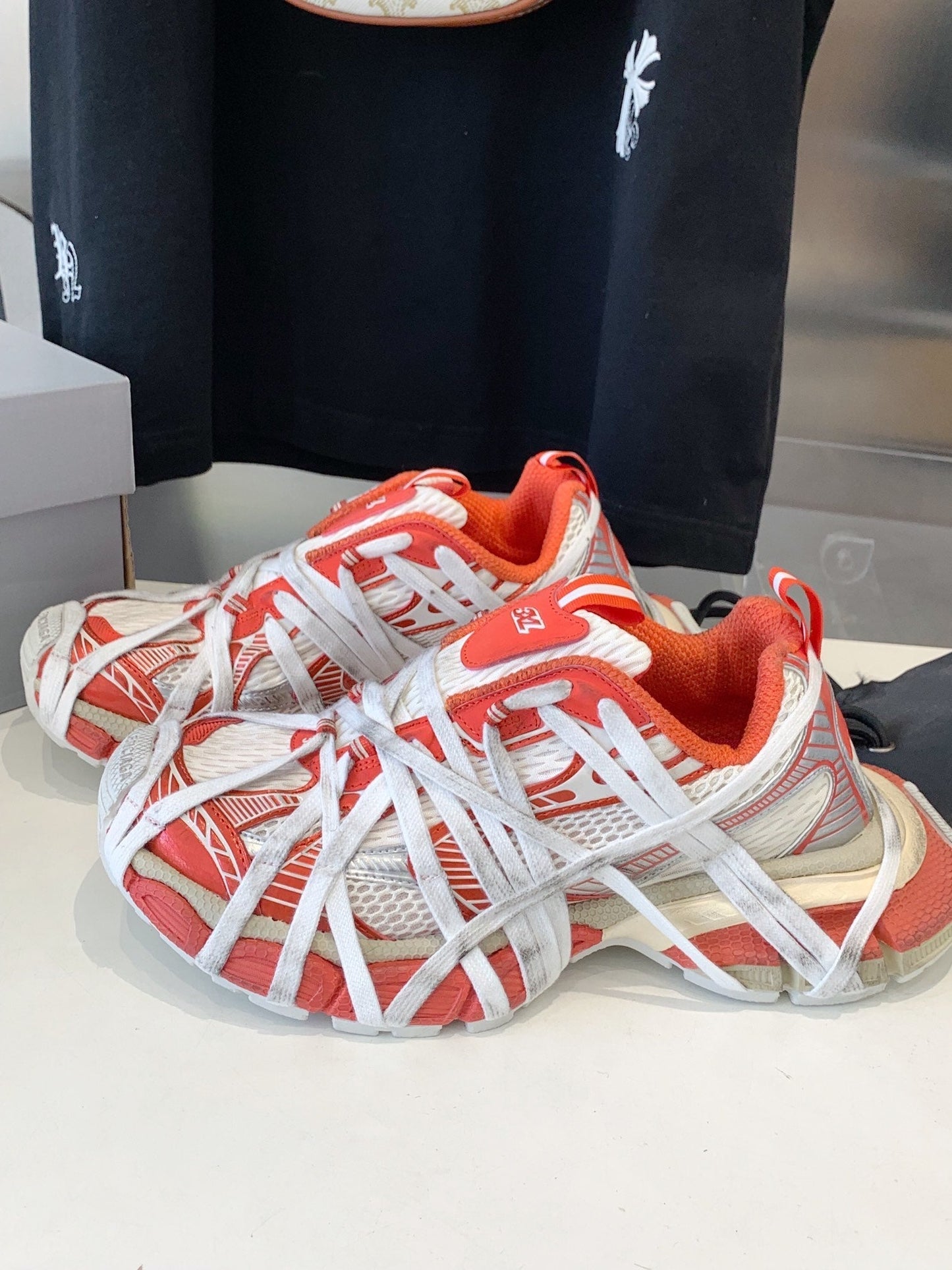 3XL EXTREME LACE SNEAKER ORANGE MIX DUST WHITE AND SILVER - 35
