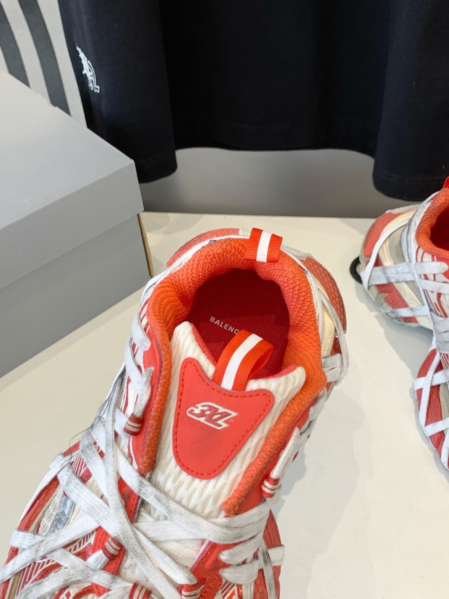 3XL EXTREME LACE SNEAKER ORANGE MIX DUST WHITE AND SILVER - 35