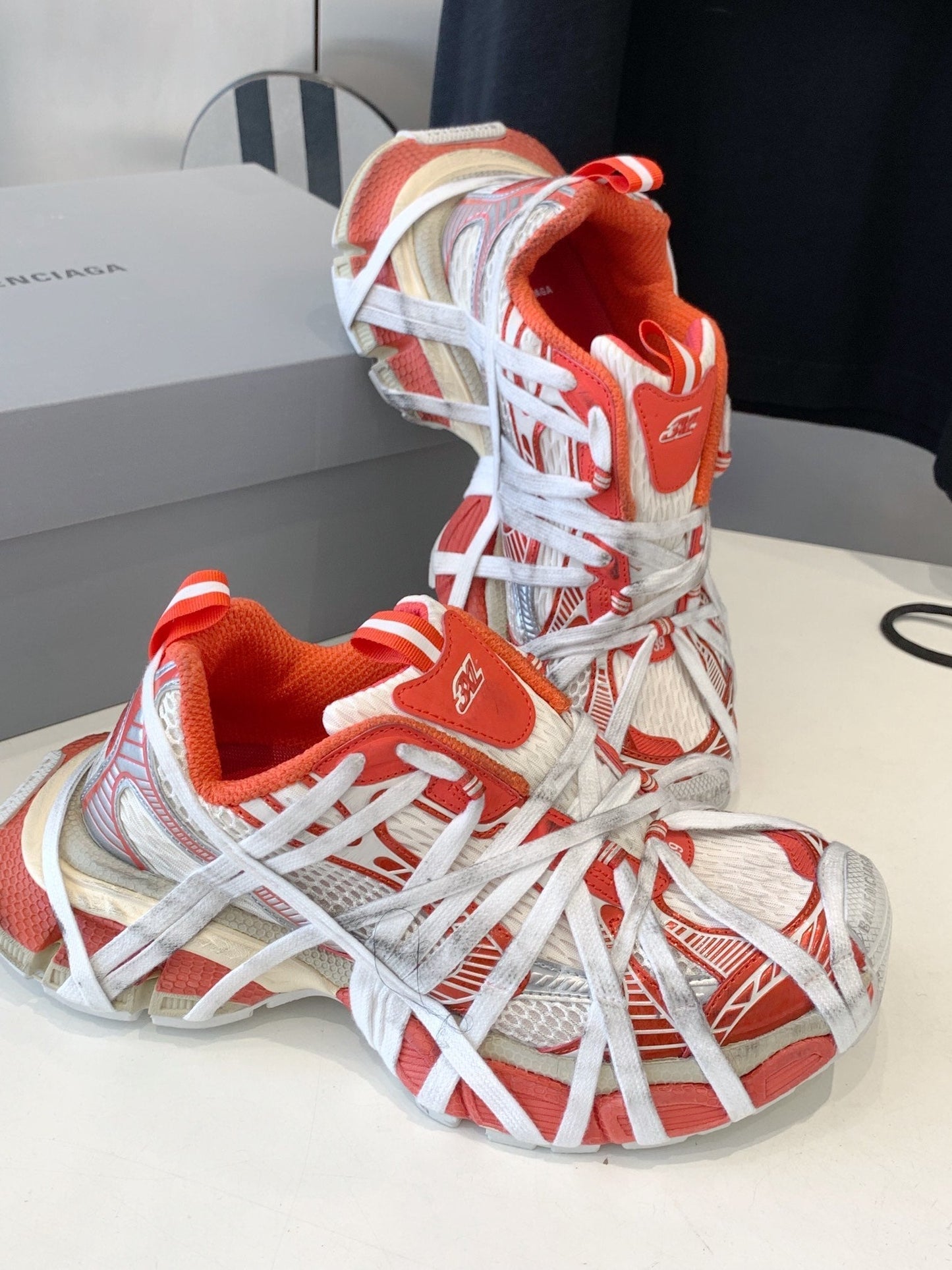 3XL EXTREME LACE SNEAKER ORANGE MIX DUST WHITE AND SILVER - 35