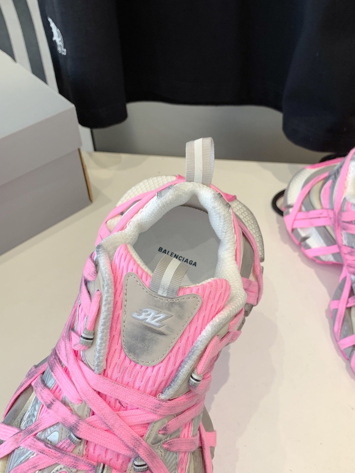 3XL EXTREME LACE SNEAKER SILVER AND PINK - 35