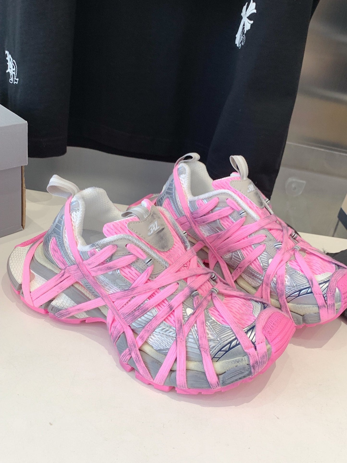 3XL EXTREME LACE SNEAKER SILVER AND PINK - 35