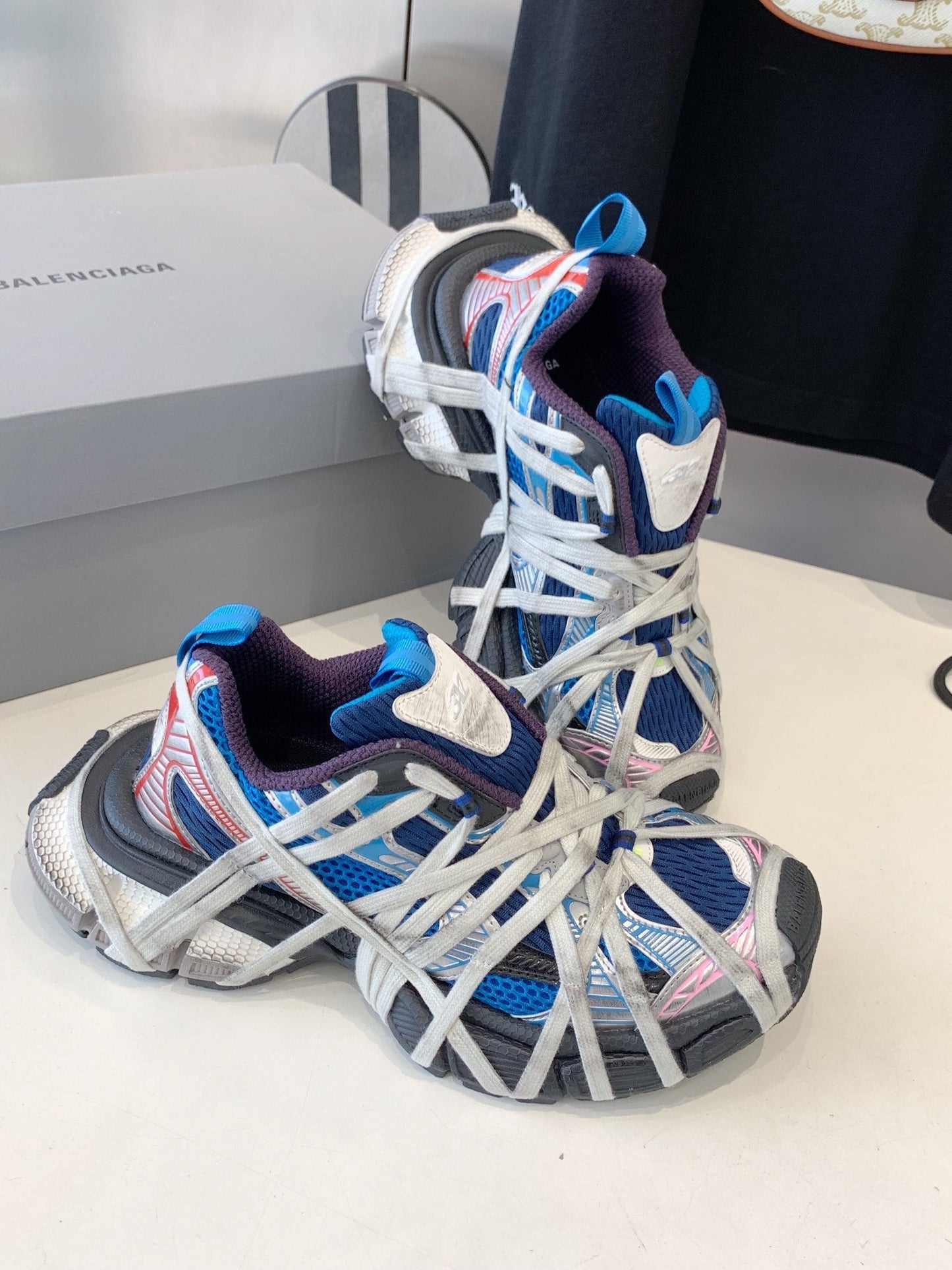 3XL EXTREME LACE SNEAKER BLUE MIX PINK SILVER AND RED - 35