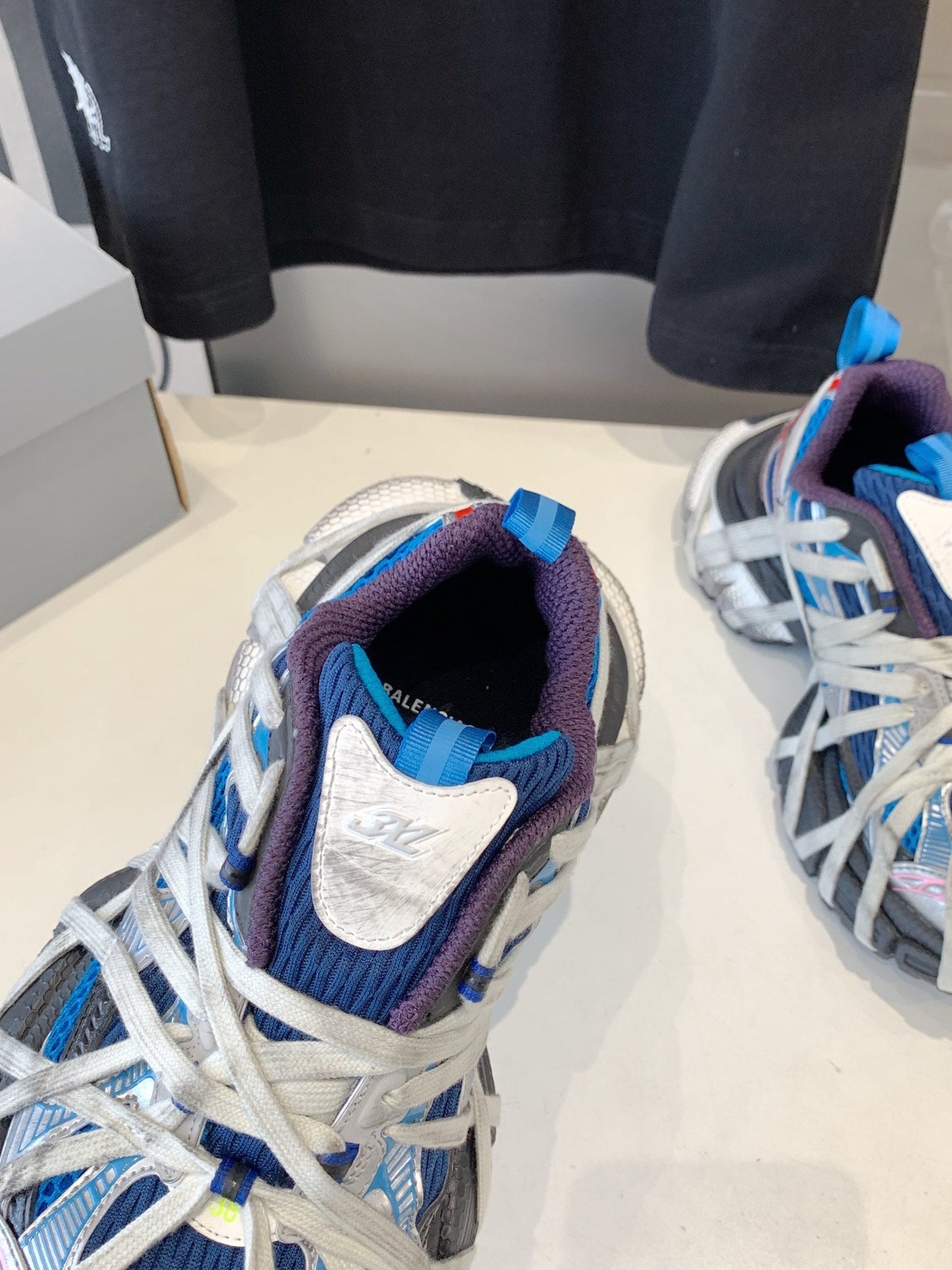 3XL EXTREME LACE SNEAKER BLUE MIX PINK SILVER AND RED - 35