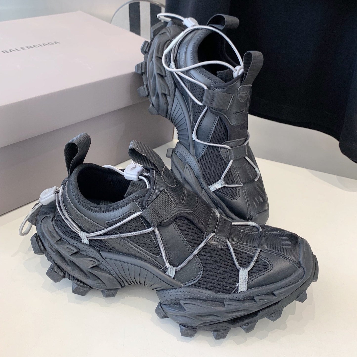 HIKE SNEAKER IN BLACK MESH, POLYURETHANE AND POLYESTER - 35