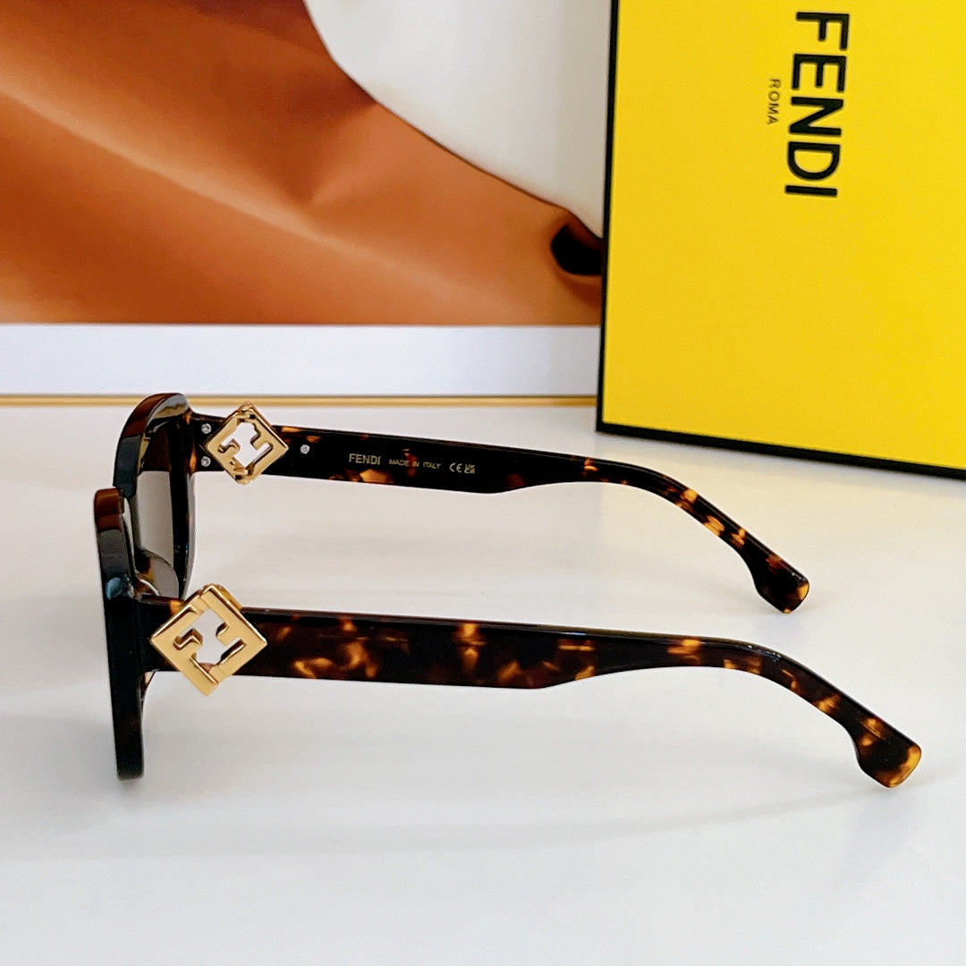 ROMA SQUARE FRAME SUNGLASSES FE40138 IN ACETATE - Orange havana