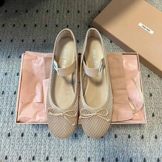 Балетки MIUMIU 26S з бежевої сітчастої тканини з бантом