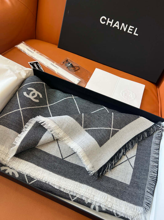ХУСТКА CHANEL 25S 140 З ВОВНИ ТА ШОВКУ 700810