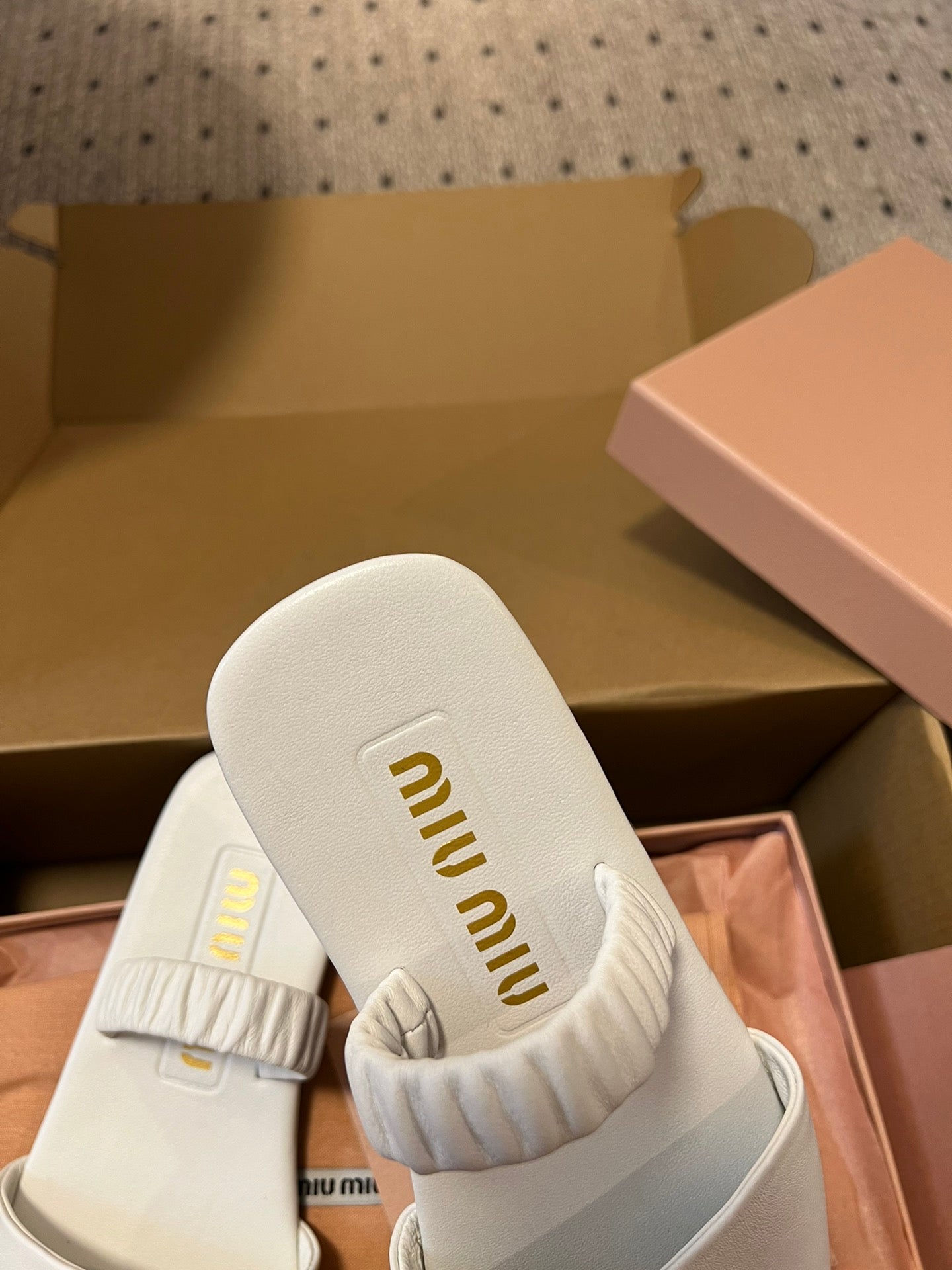 RUCHES SANDALS IN WHITE LAMBSKIN - 35