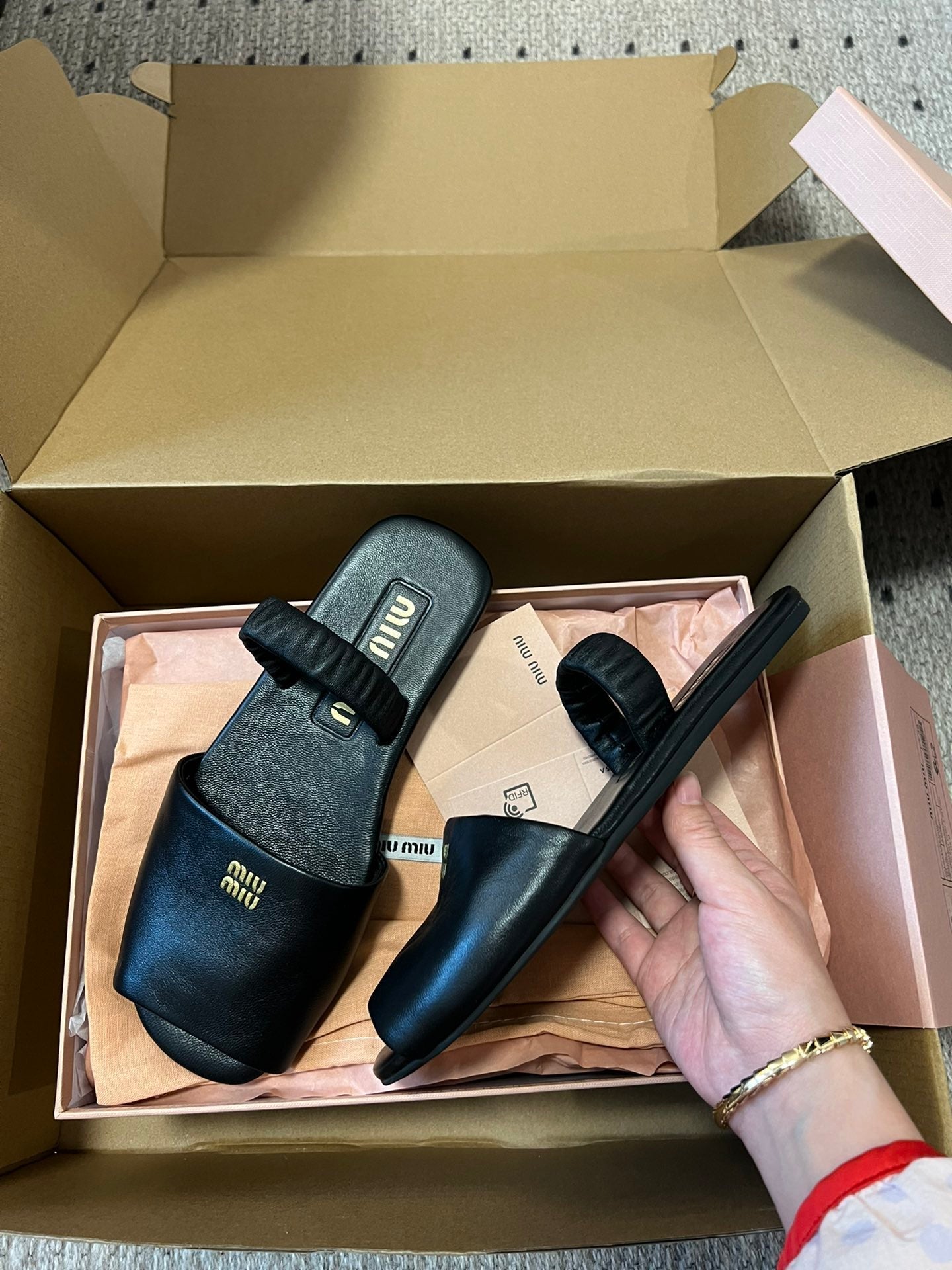 RUCHES SANDALS IN BLACK LAMBSKIN - 35