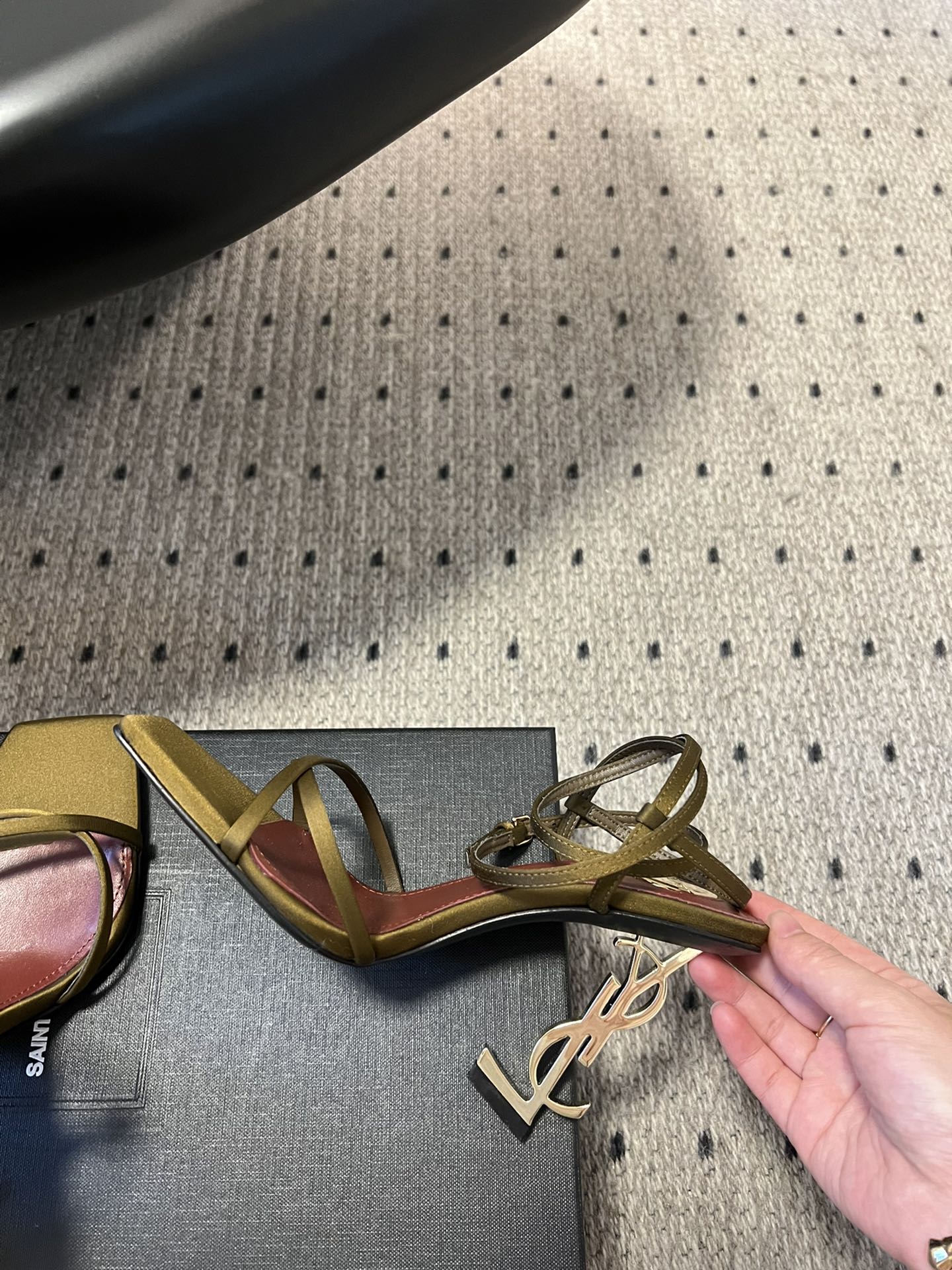 YSL HIGH HEEL SANDALS IN GOLD CALFSKIN - 35