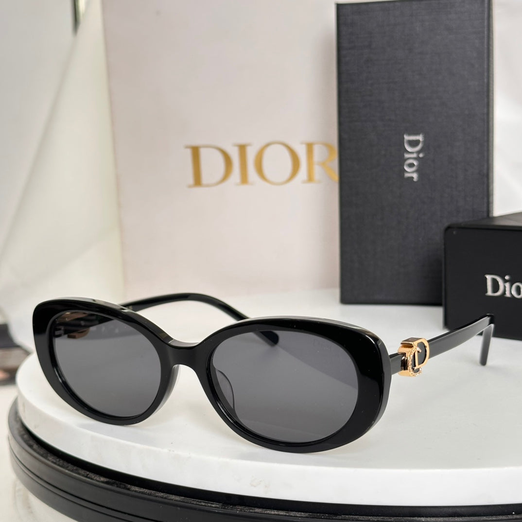 MONTAIGNE SUNGLASS CD8977 IN ACETATE - Havana