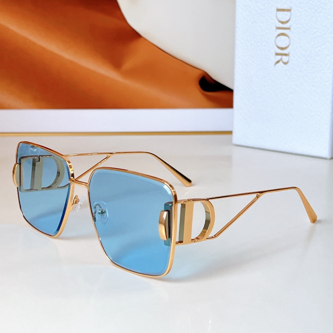 MONTAIGNE SQUARE SUNGLASS DSGTA42UCR IN METAL - Blue