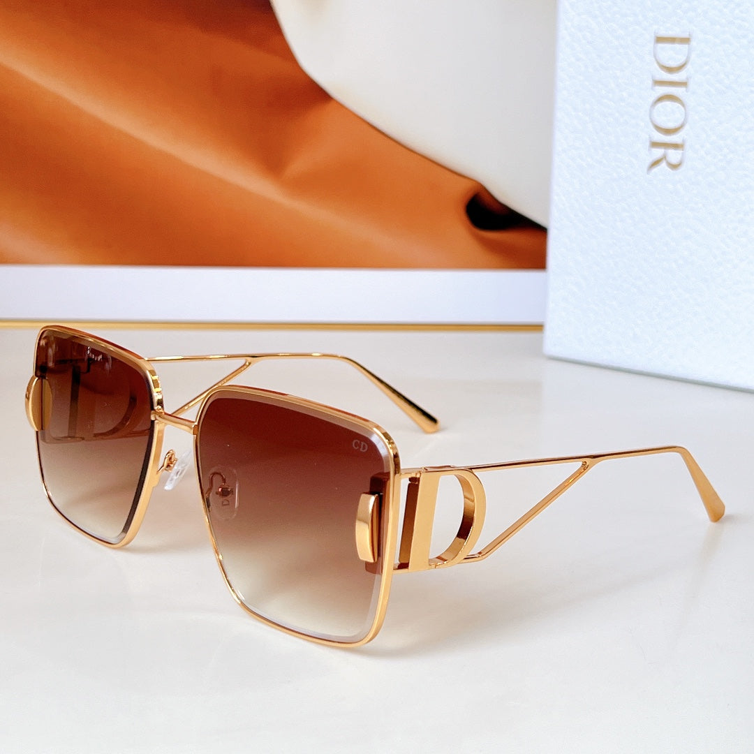 MONTAIGNE SQUARE SUNGLASS DSGTA42UCR IN METAL - Blue