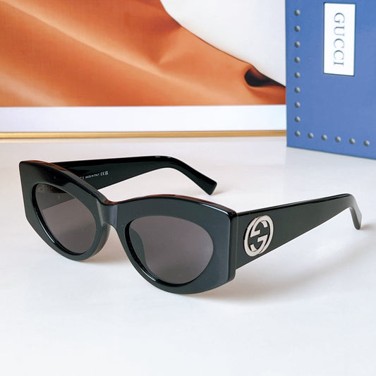 OVAL FRAME SUNGLASSES GG1843S IN ACETATE - Black
