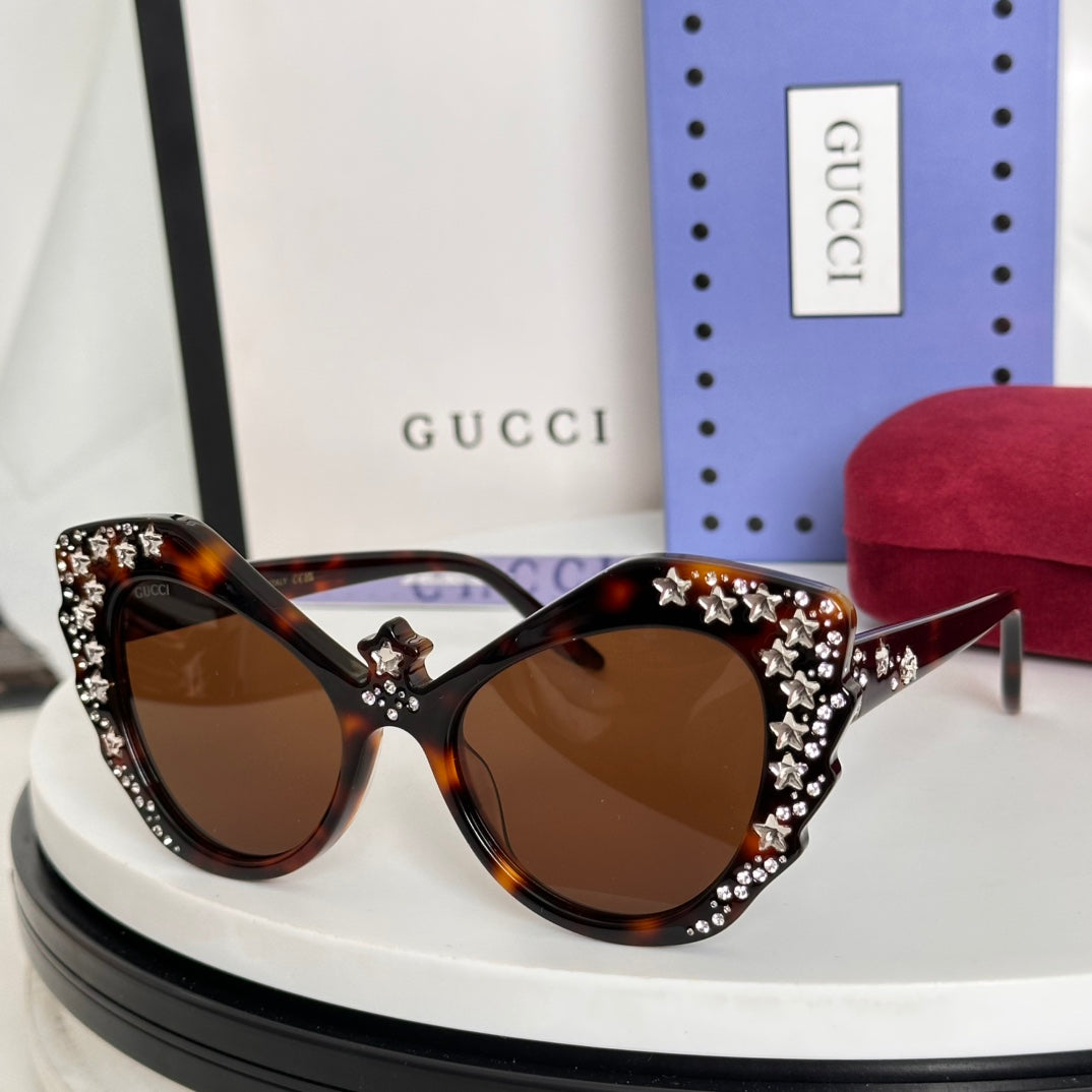 CRYSTAL STUDDED CAT-EYE FRAME SUNGLASSES GG1095S IN ACETATE - White/ pink