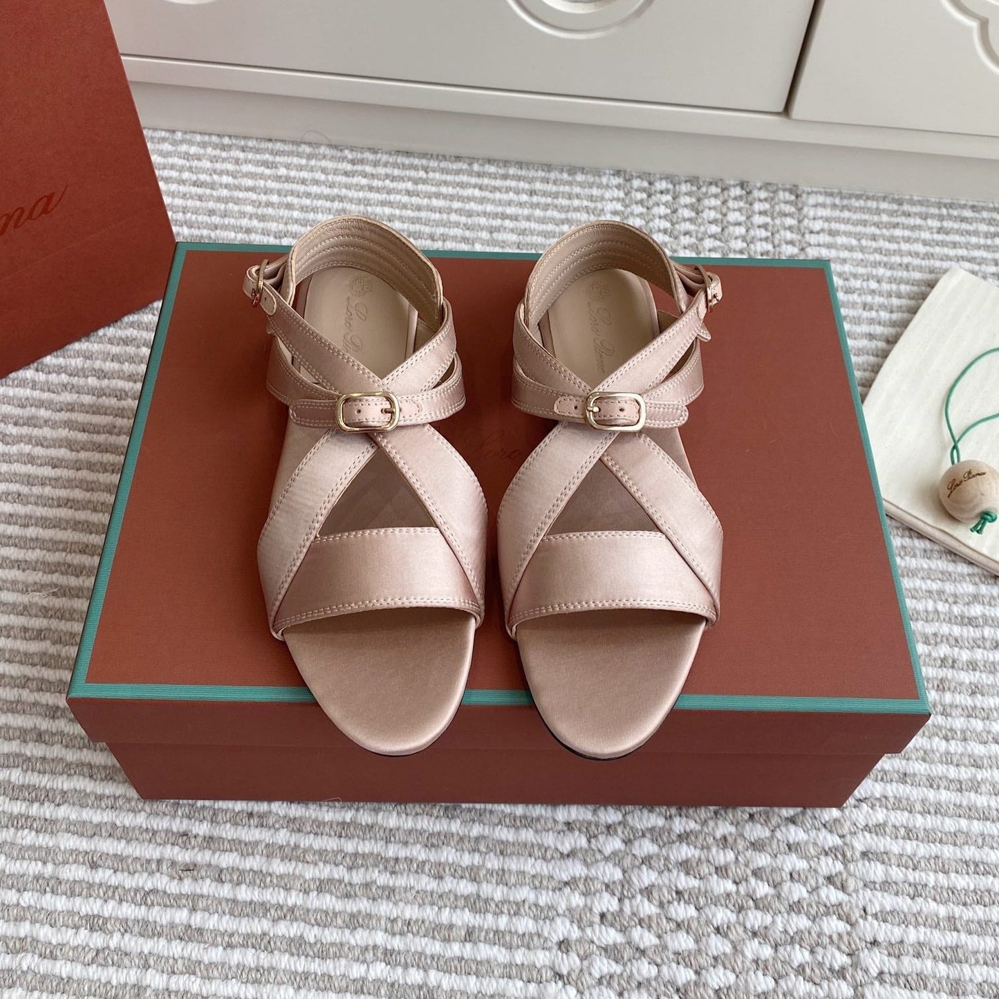 SANDALS IN LIGHT PINK SATIN - 35