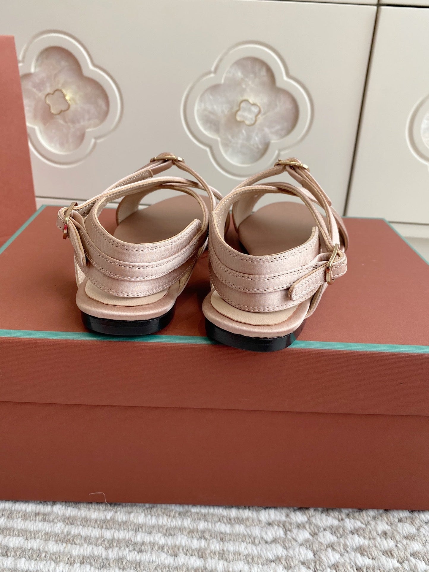 SANDALS IN LIGHT PINK SATIN - 35