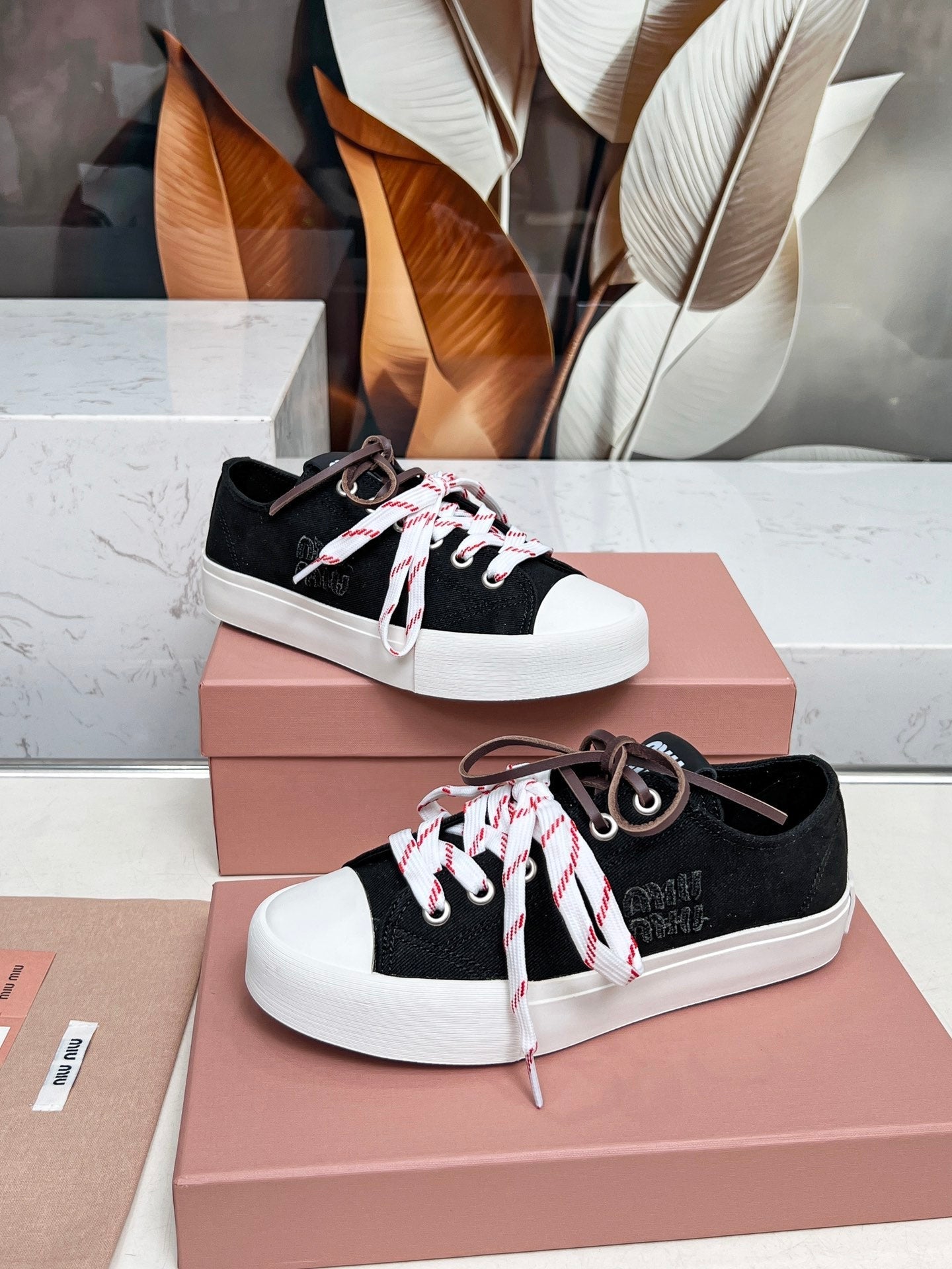 WASHED-DENIM SNEAKERS IN BLACK CANVAS WITH BROWN AND STRIPED LACES - 35