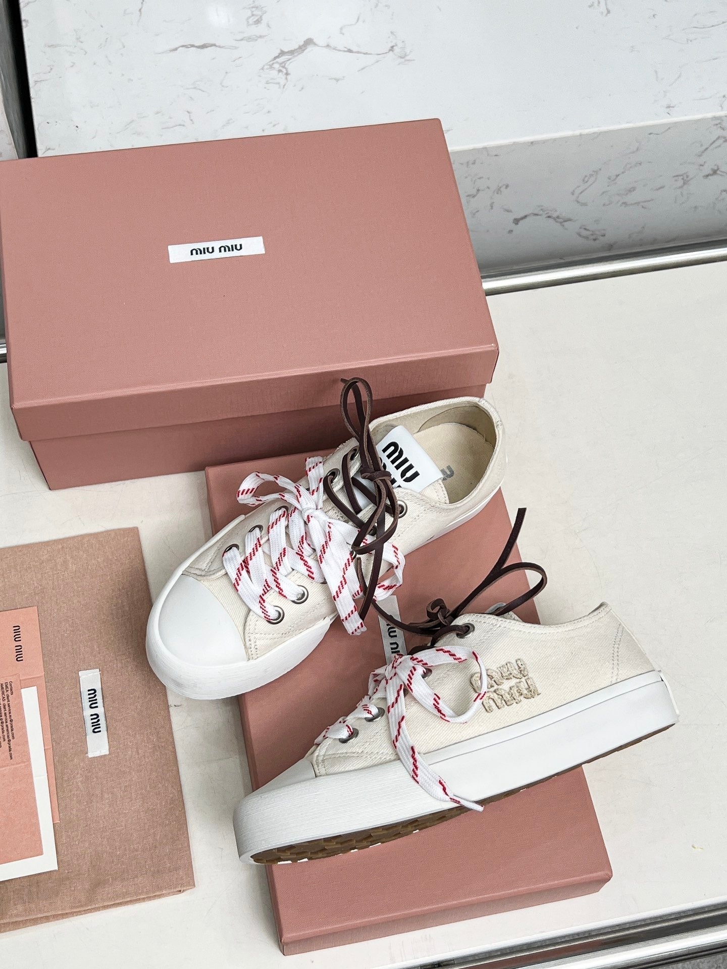 WASHED-DENIM SNEAKERS IN OFF WHITE CANVAS WITH BROWN AND STRIPED LACES - 35
