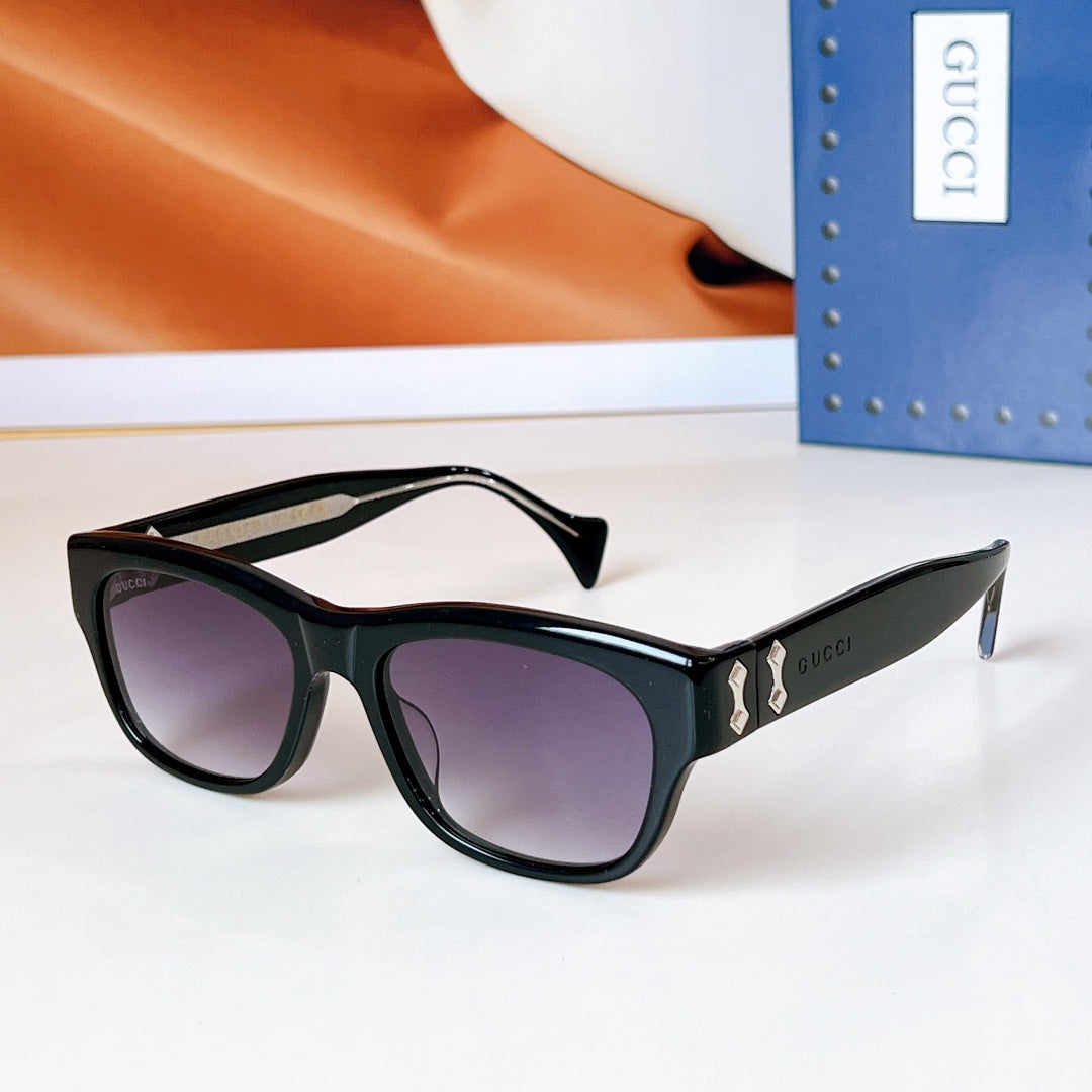 SQUARE FRAME SUNGLASSES GG1706S IN ACETATE - White/ black
