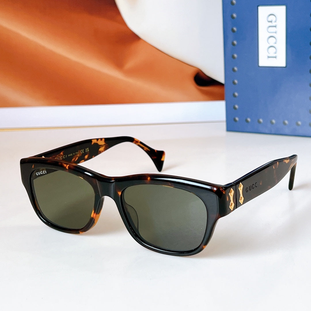 SQUARE FRAME SUNGLASSES GG1706S IN ACETATE - White/ black