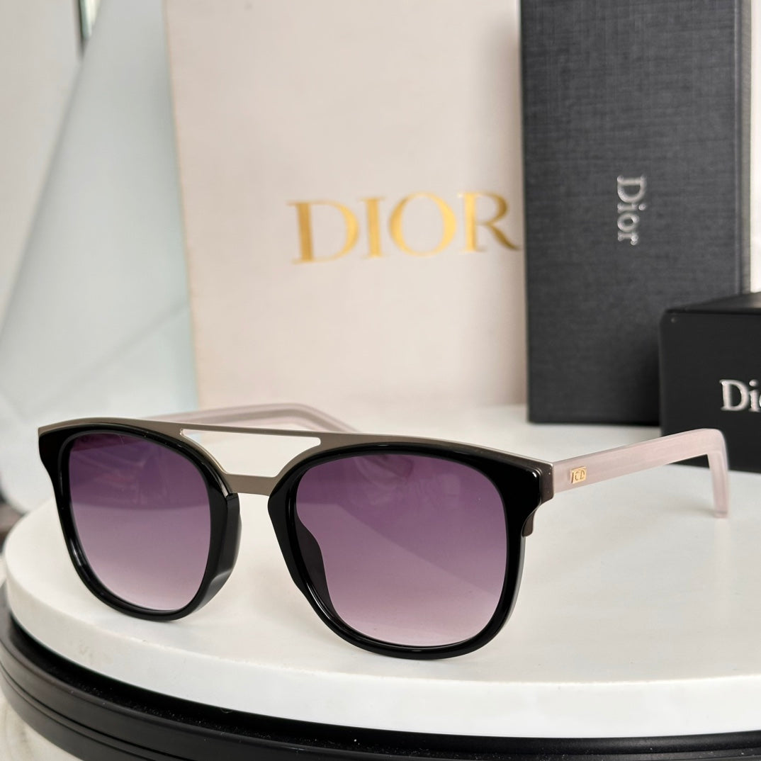 MONTAIGNE SUNGLASS BLACKTIE221S IN ACETATE - Black/Smoke