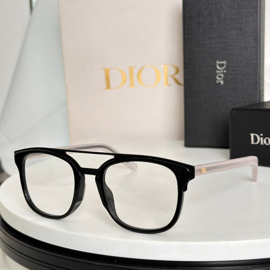MONTAIGNE SUNGLASS BLACKTIE221S IN ACETATE - Black/Smoke
