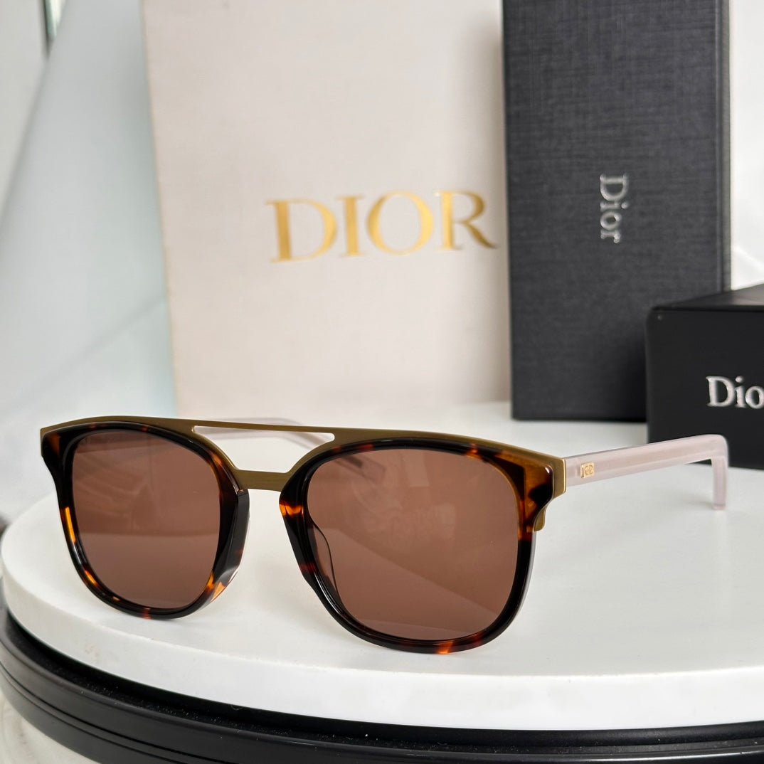 MONTAIGNE SUNGLASS BLACKTIE221S IN ACETATE - Black/Smoke