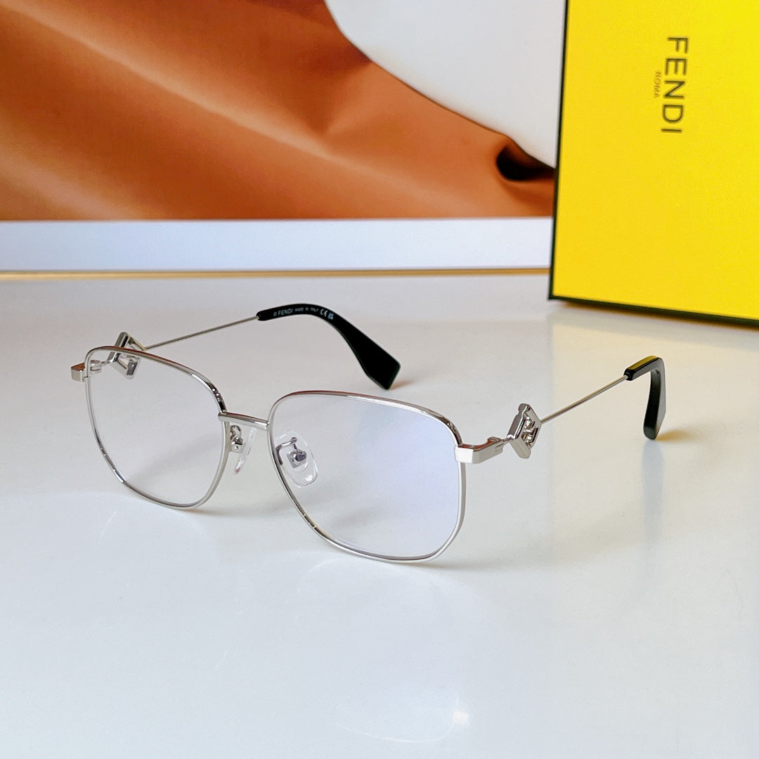 TRAVEL SQUARE FRAME SUNGLASSES FE50111F IN METAL - Light brown