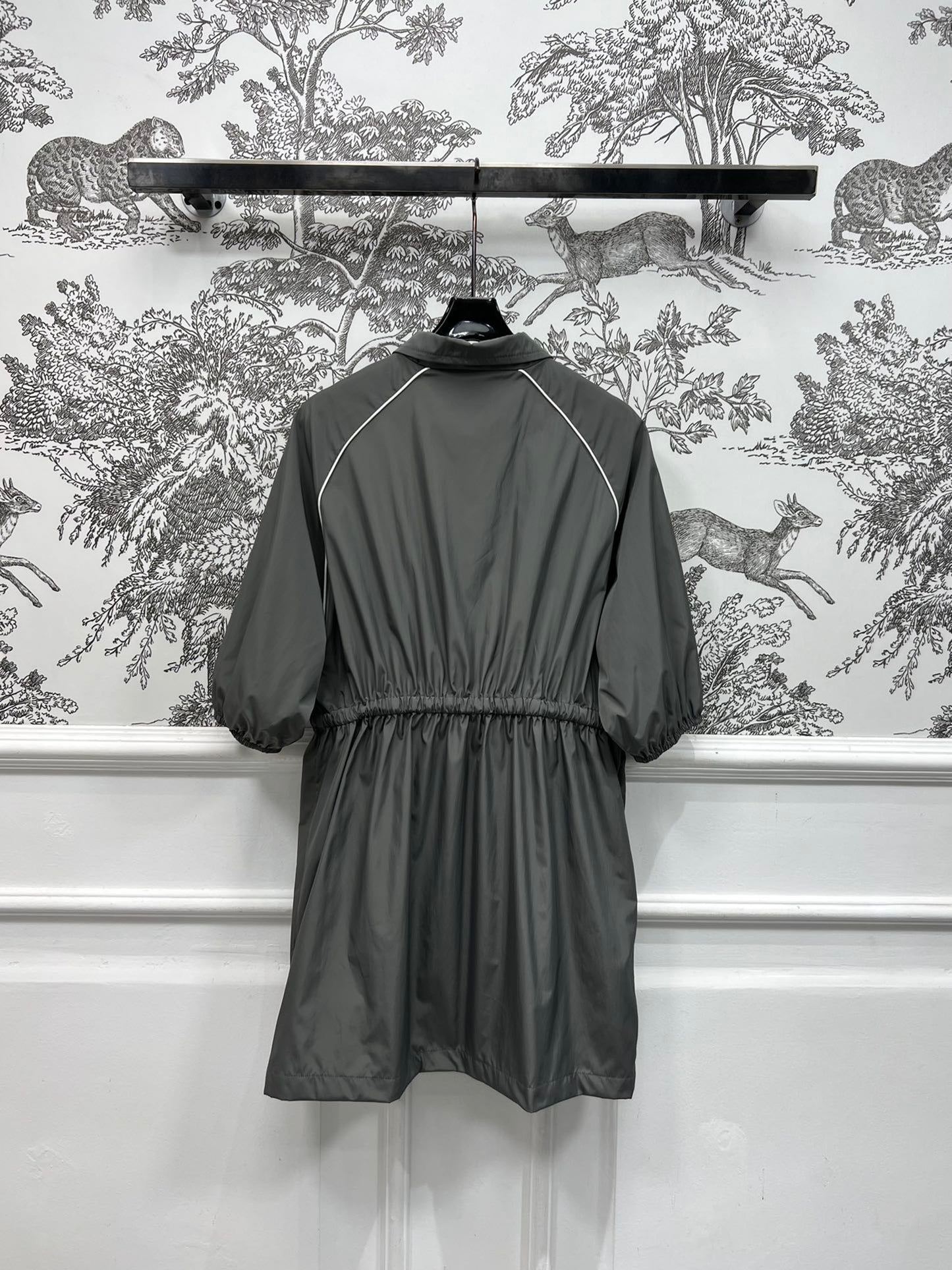 MIU 25S HOODED JACKET GREY IN NYLON 263119