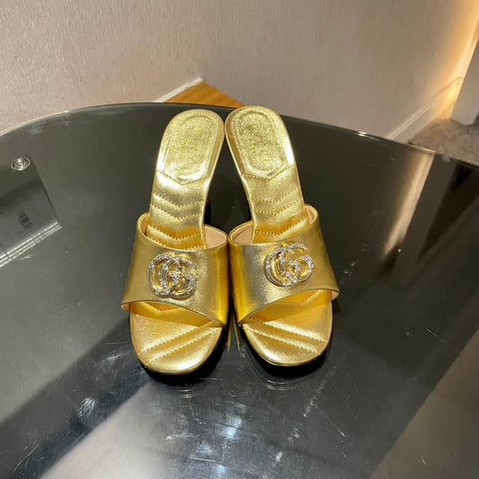 GG HIGH HEELS 70 IN SHINY GOLD LAMBSKIN GOLD HARDWARE WITH CRYSTALS - 35