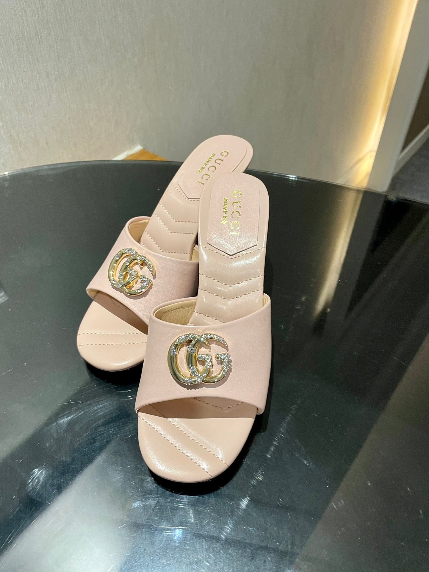 GG HIGH HEELS 70 IN PASTEL PINK LAMBSKIN GOLD HARDWARE WITH CRYSTALS - 35