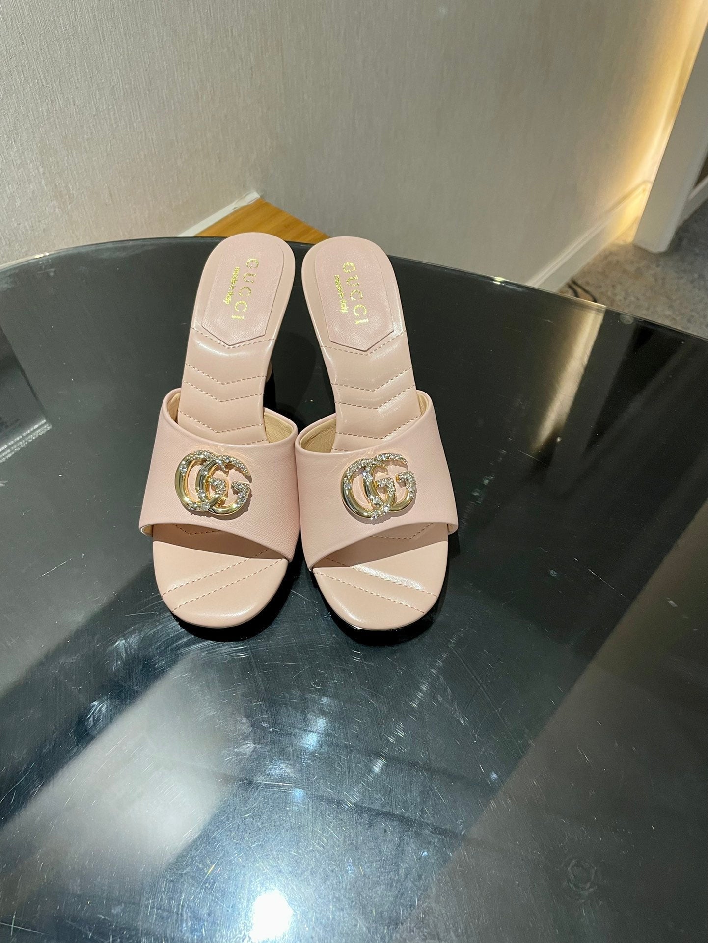 GG HIGH HEELS 70 IN PASTEL PINK LAMBSKIN GOLD HARDWARE WITH CRYSTALS - 35