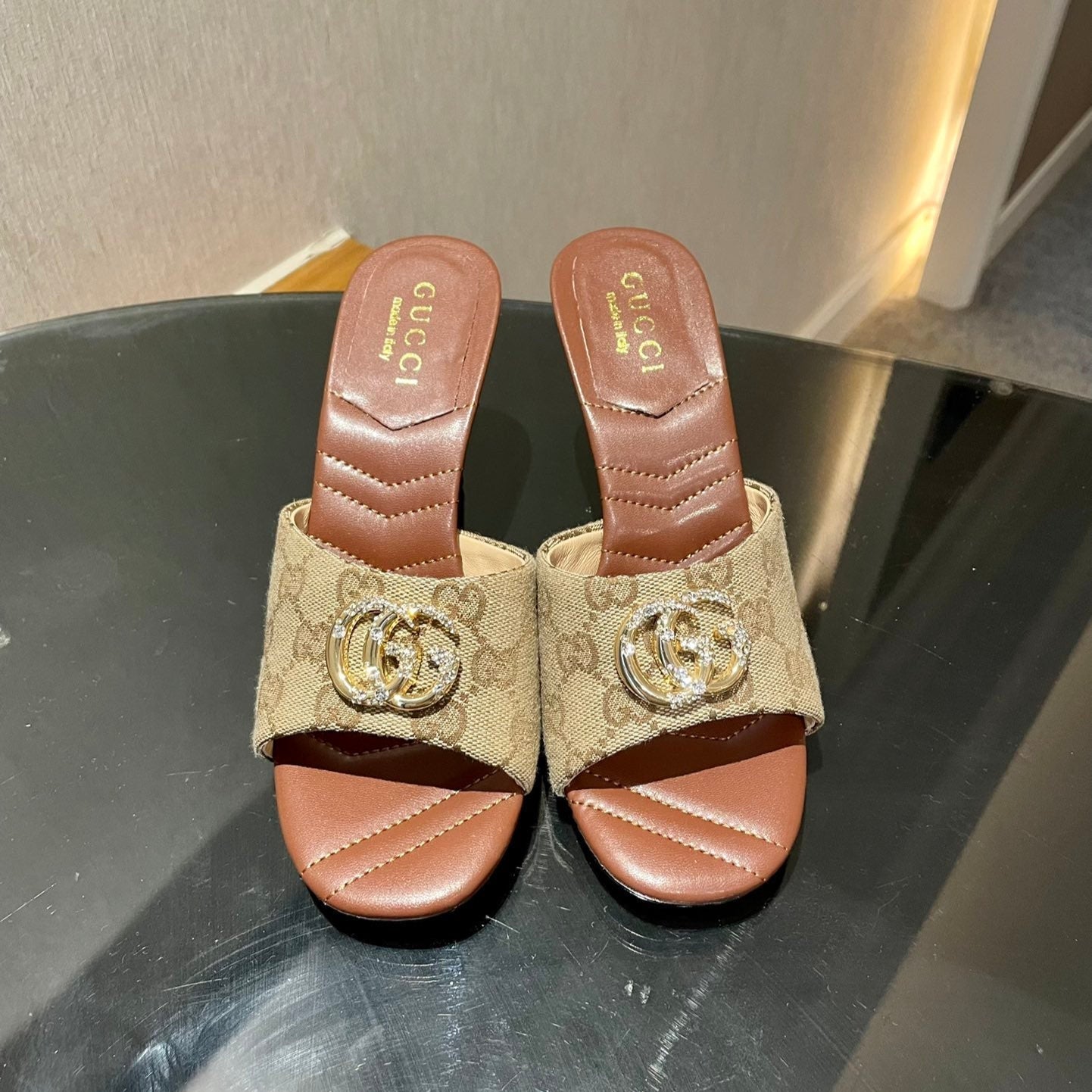 GG HIGH HEELS 70 IN BROWN LAMBSKIN GOLD HARDWARE WITH CRYSTALS - 35
