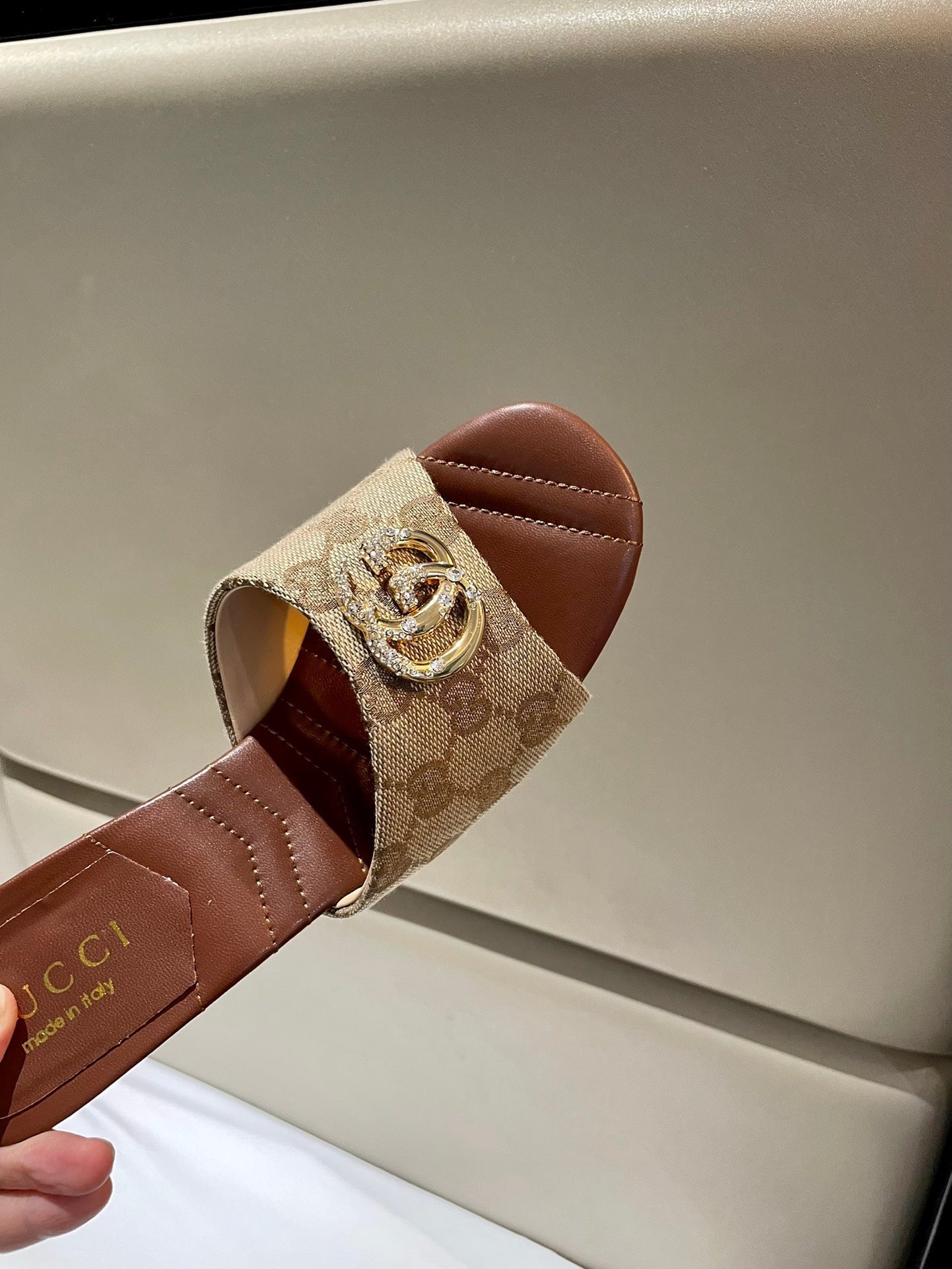 GG HIGH HEELS 70 IN BROWN LAMBSKIN GOLD HARDWARE WITH CRYSTALS - 35