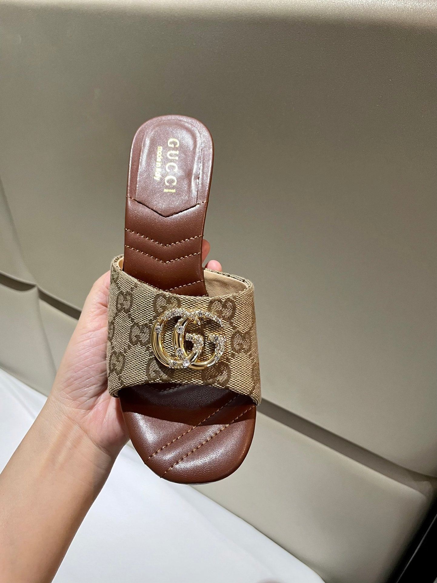 GG HIGH HEELS 70 IN BROWN LAMBSKIN GOLD HARDWARE WITH CRYSTALS - 35
