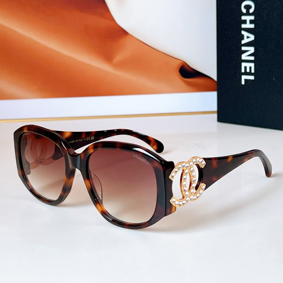 CAT EYE SUNGLASSES A71498 IN ACETATE METAL LOGO - Black/Black Smoke