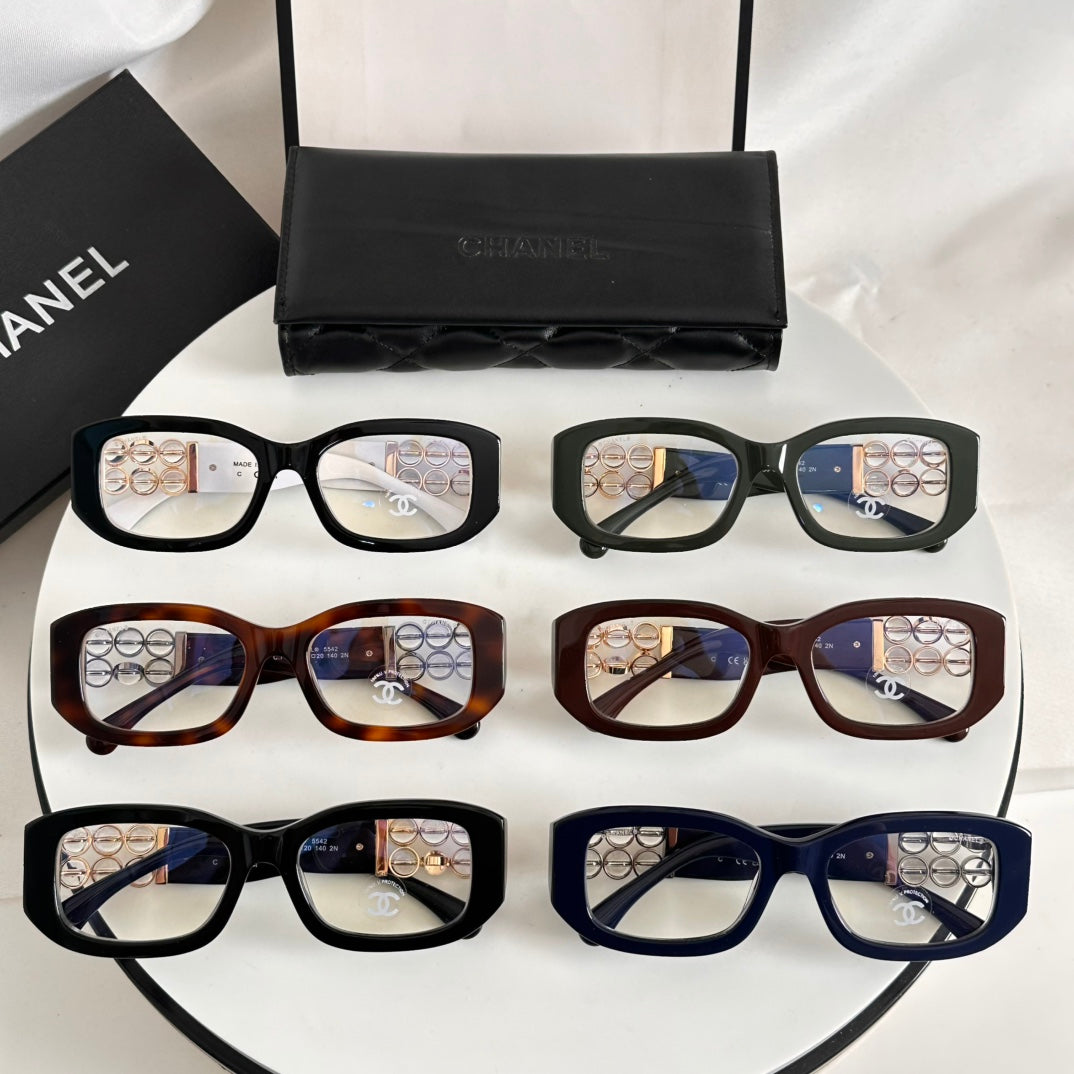 SQUARE SUNGLASSES 5542 IN ACETATE - Black