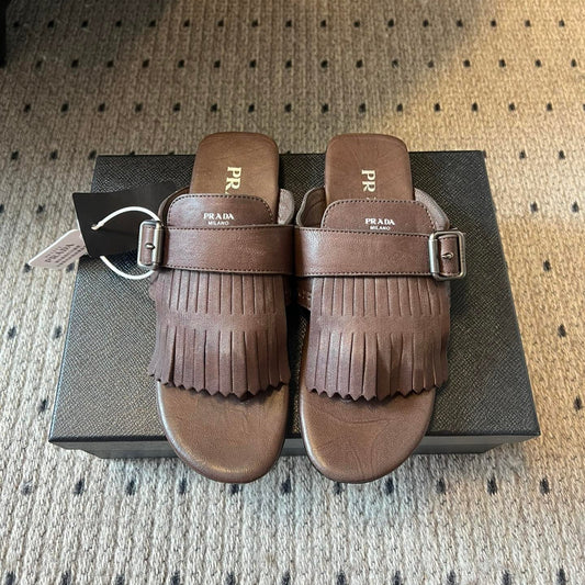 PRADA 25S SHUFFLE LEATHER THONG SANDALS IN BROWN CALFSKIN - 35